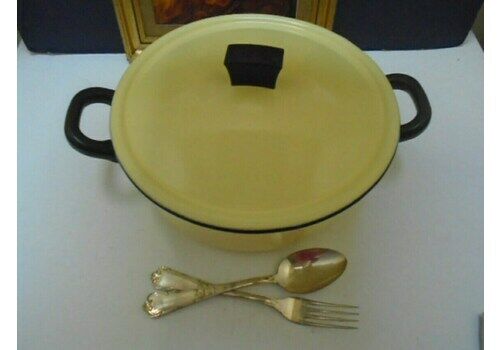 Vintage French Extra Large Yellow Enamel Pan, Yellow 1950s Stove Top Casserole, Yellow Marmite 2.390 Kg