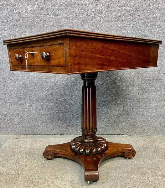 Quality William IV Mahogany 2 Drawer Table