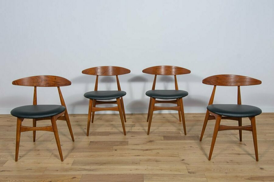Mid Century Danish Ch33 Dining Chairs By Hans J Wegner For Carl