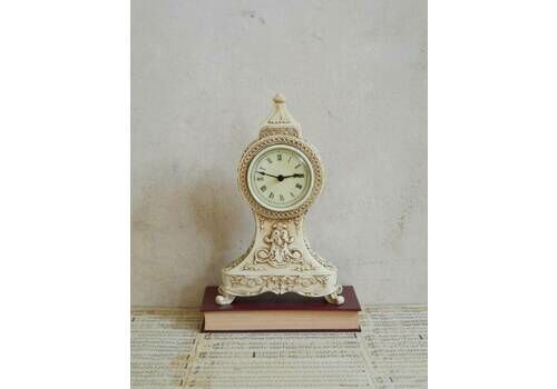 Rare French Shaped Boulle Mantel Clock Vintage Ornate Carved Acanthus Leaf Table Clock