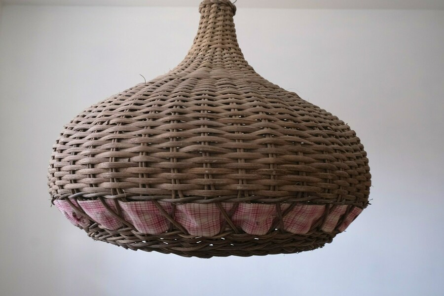 Vintage Rattan Light Shade Scallop, Vintage Wicker Shade, French Rattan Shade, Midcentury Shade, Petal Light Shade