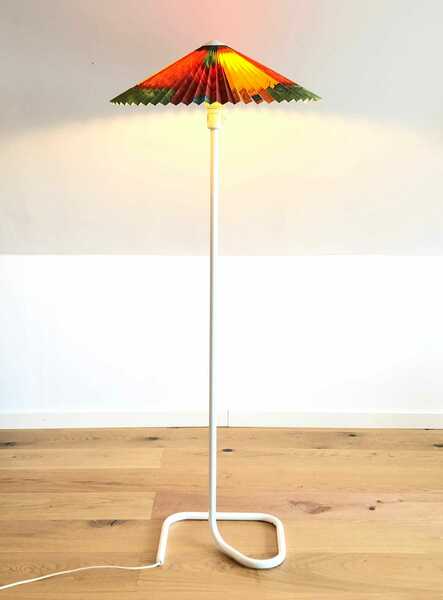 Danish Postmodern “Cobra” Minimalist Floorlamp With Cool Bend Tube Metal Base And Multicolor Shade   Design By Design Light