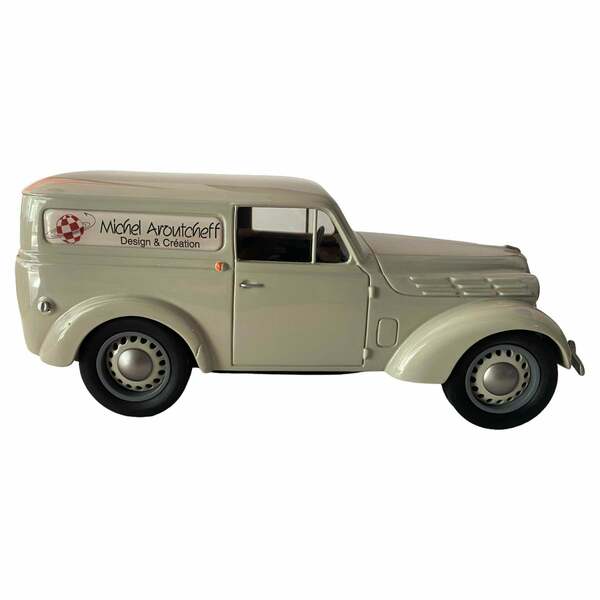 Juva 4 Renault – Miniature Ou Jouet Aroutcheff – Gil Jourdan – Excellent état