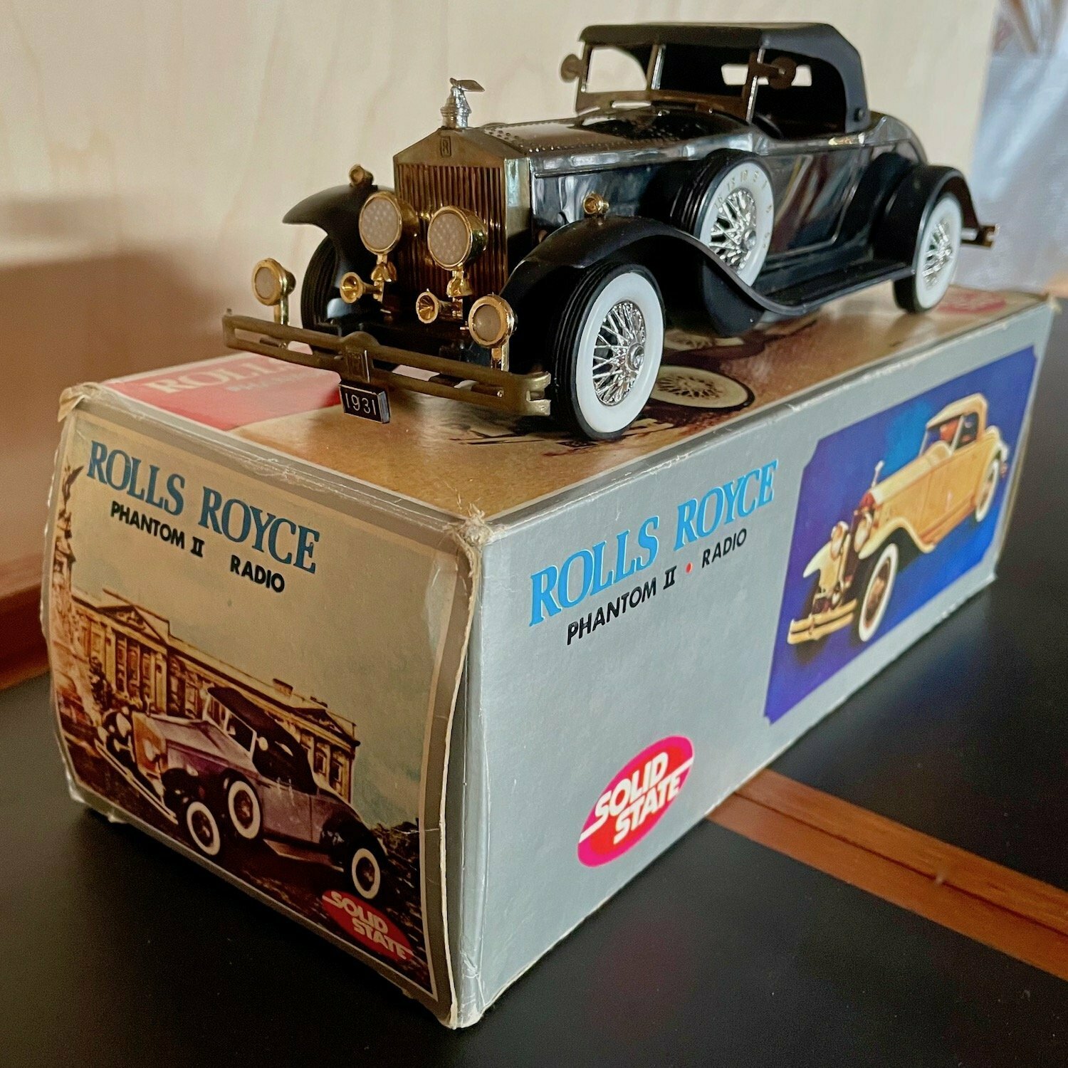 Rolls Royce Phantom II ラジオ Rolls Royce Phantom II Solid State Radio | Vinterior