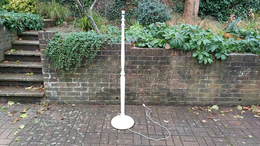 Vintage Painted Solid Beech Turned And Fluted Standard Lamp Working