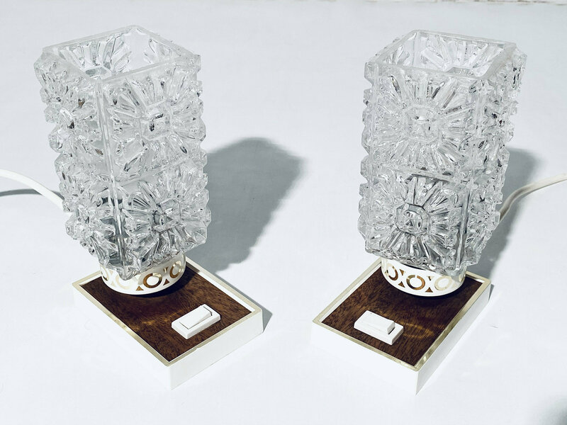 Two Matching 1960s Bedside Table Lamps With Rectangular Frosted Lamp Shades Graewe / Mid Century Vintage Decor