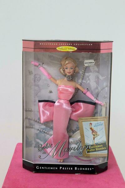 Barbie Marilyn Monroe, Hollywood Legends Collection Doll Vinterior