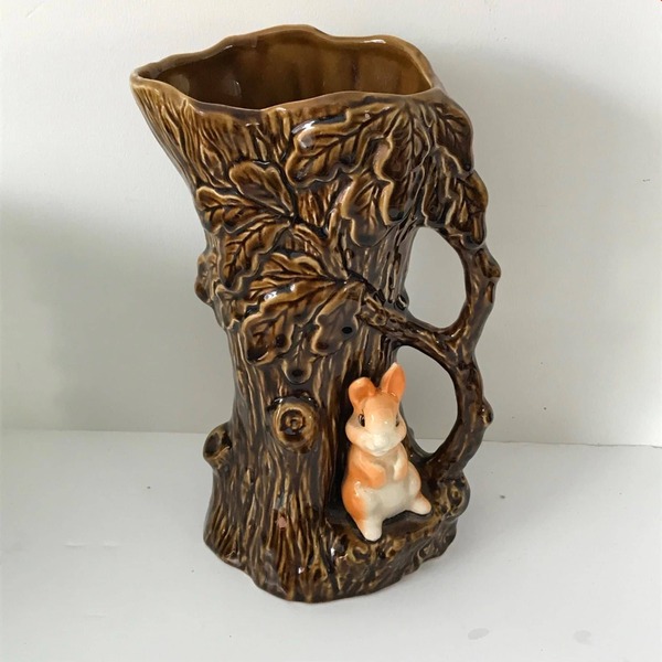 Vintage Sylvac No. 4842 Cute Bunny Rabbit By Oak Tree Trunk Vase Jug