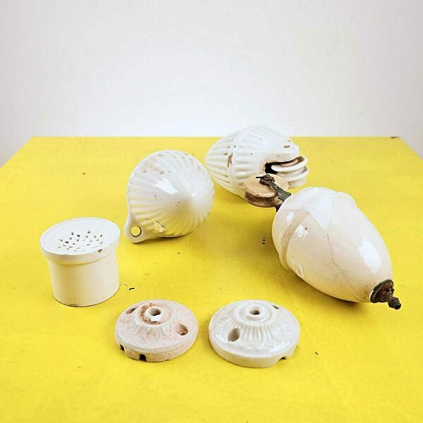 Lot Of Ceramic Pulleys, Chandeliers From The Early 1900s