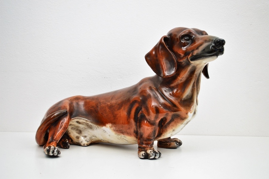 ceramic weiner dog