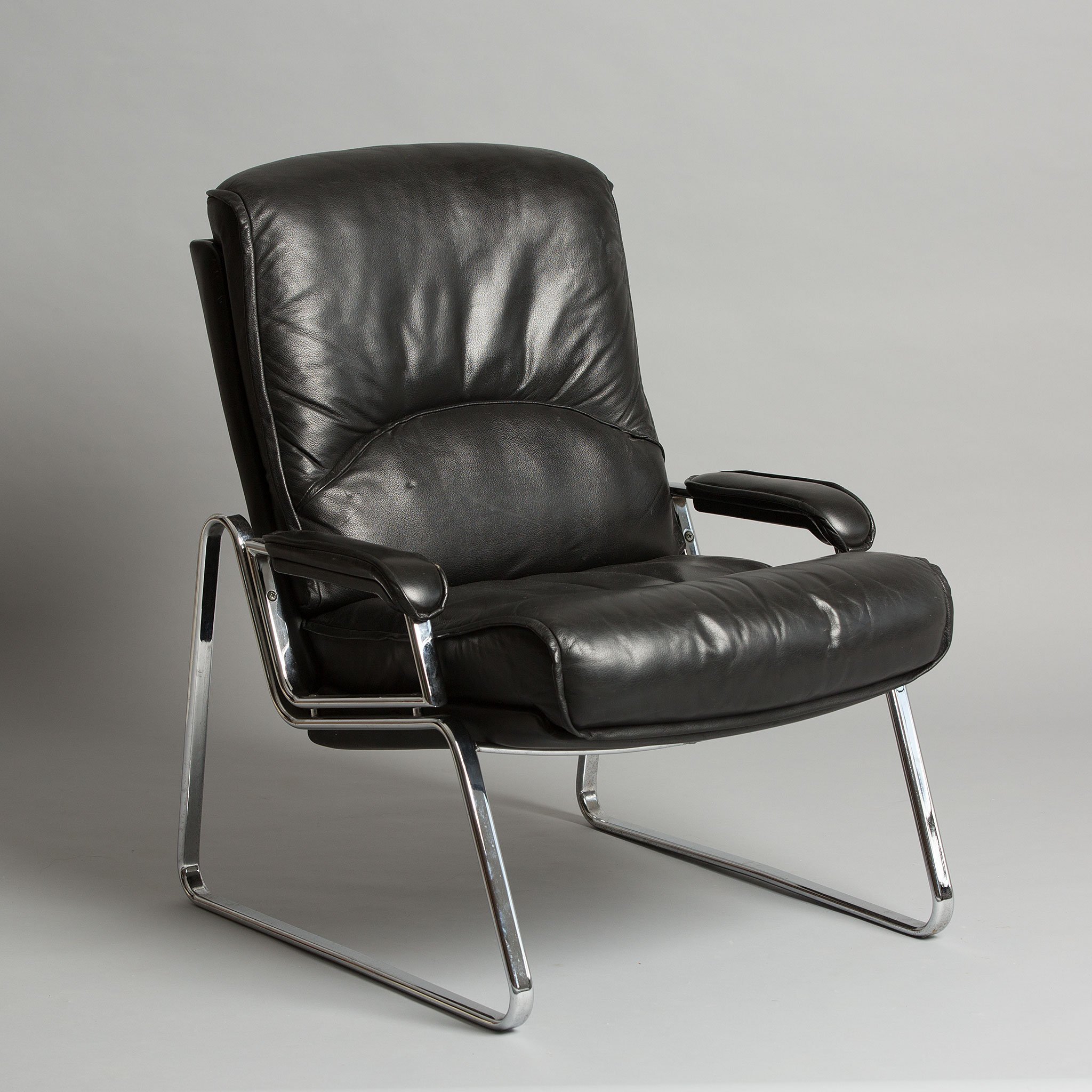 Leather And Chrome Lounge Chair