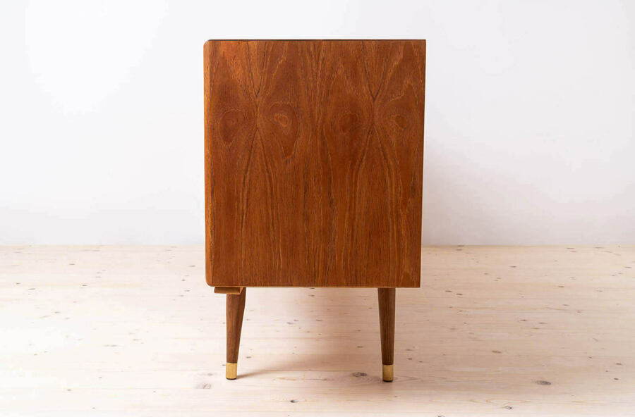 Sven Andersen Teak Sideboard, Timeless Scandinavian & Midcentury Modern Elegance, 1950s photo vinterior