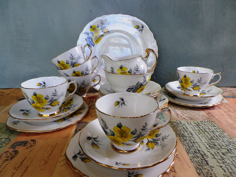 Crown Regent Tea Service Vintage 1950's 21pc 'Regent' Fine Bone China