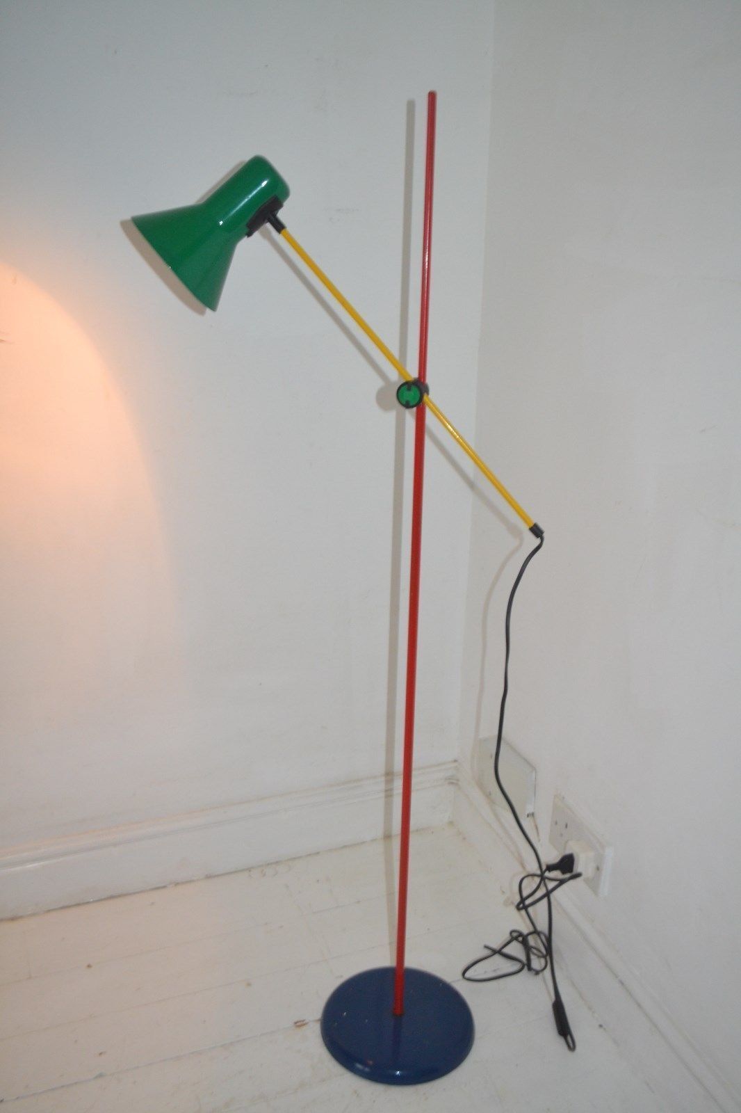 Stunning Vintage Italian Postmodern Veneta Lumi Adjustable Floor Lamp