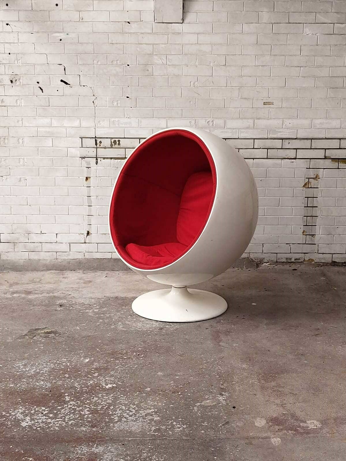 Chair Eero Aarnio Ball Ball Shaped Chair A 1980s Space Age Retro
