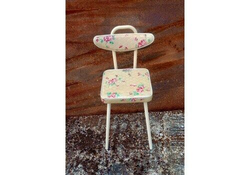 Cute And Rare 1950s Vintage Padded Vinyl Chair With Red Roses