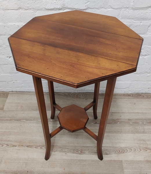 Edwardian Mahogany Octagonal Gate Leg Table