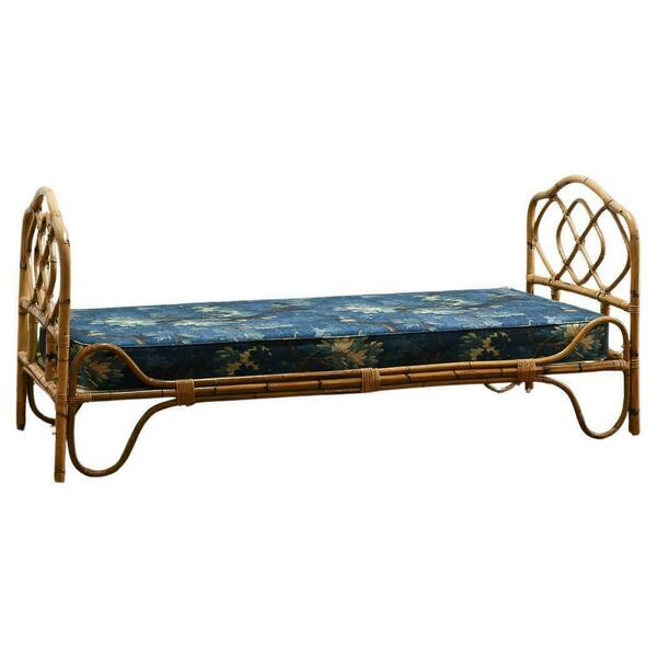 Day Bed With High Side Rails, Crafted In Wicker