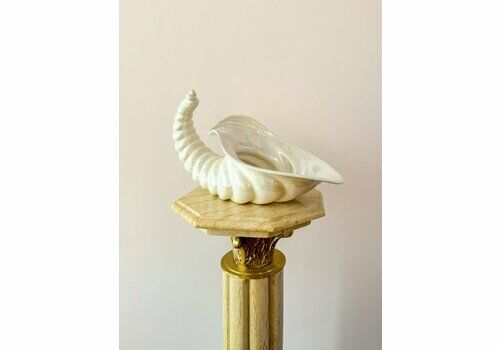 Vintage Pearlescent Cornucopia Shell Fruit Bowl