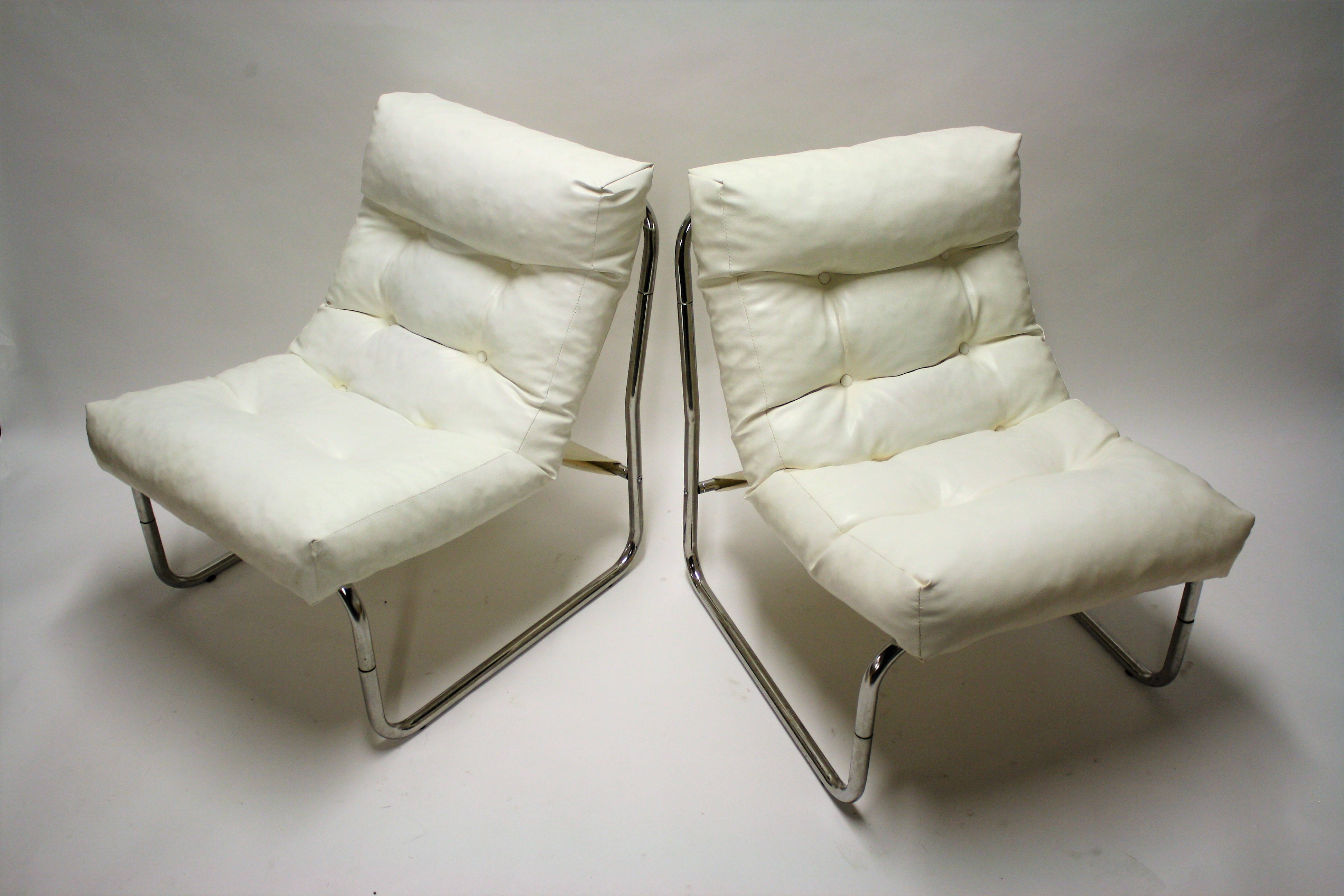 Vintage Lounge Chairs By Gillis Vintage Lounge Chairs by Gillis