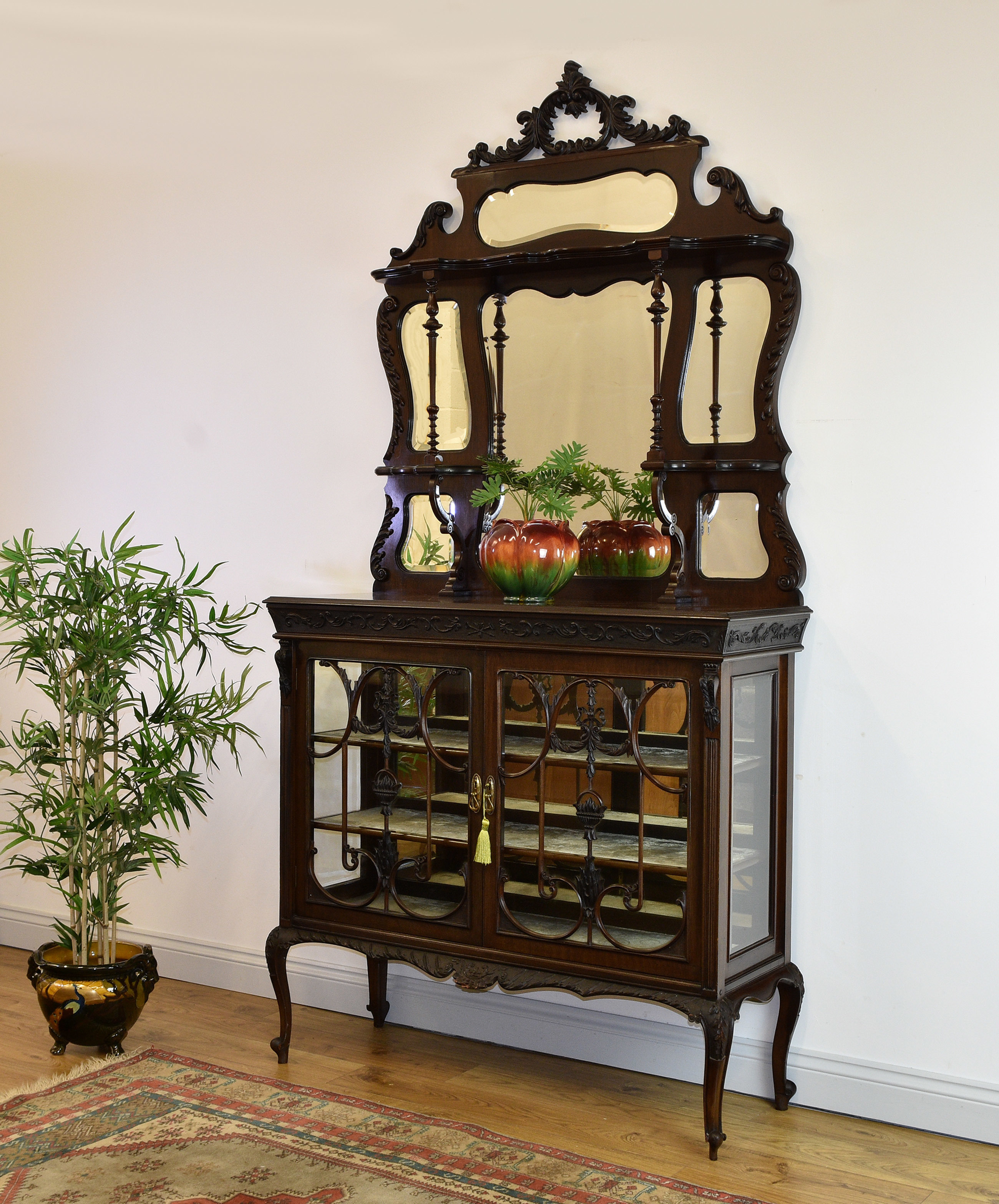 Decorative Antique Edwardian Mahogany Etagere Display Cabinet Free Delivery To Mainland England Wales Vinterior