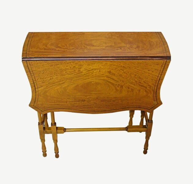 Pembroke Table