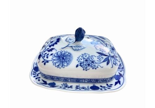 Porcelain Butter Dish Square | Blue Onion | Hutschenreuther