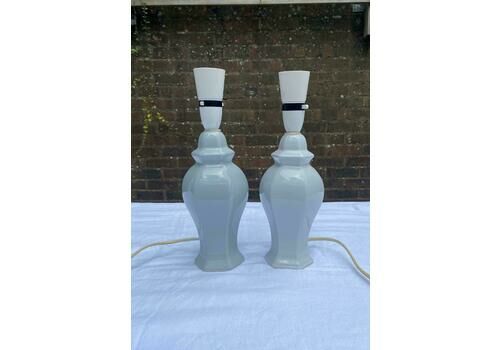 Two Matching Vintage Ceramic Table Lamps Ginger Jar Style   Light Grey And White   Small Vintage Table Lamps, Working Condition