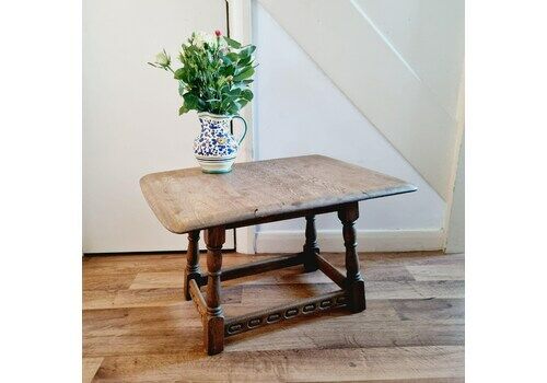 Vintage Stripped Oak Dropleaf Side Table/Coffee Table