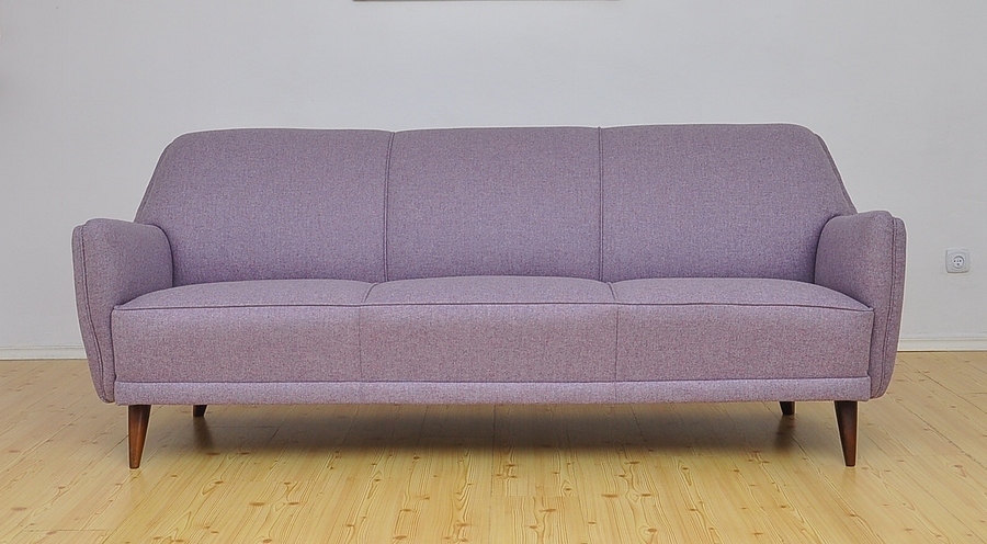 Mid Century Sofa In Wool 1950s Mid Century Sofa In Wool 1950s