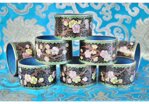 A Quality Set Of 8 Chinese Cloisonné Napkin Rings, Turquoise Interior
