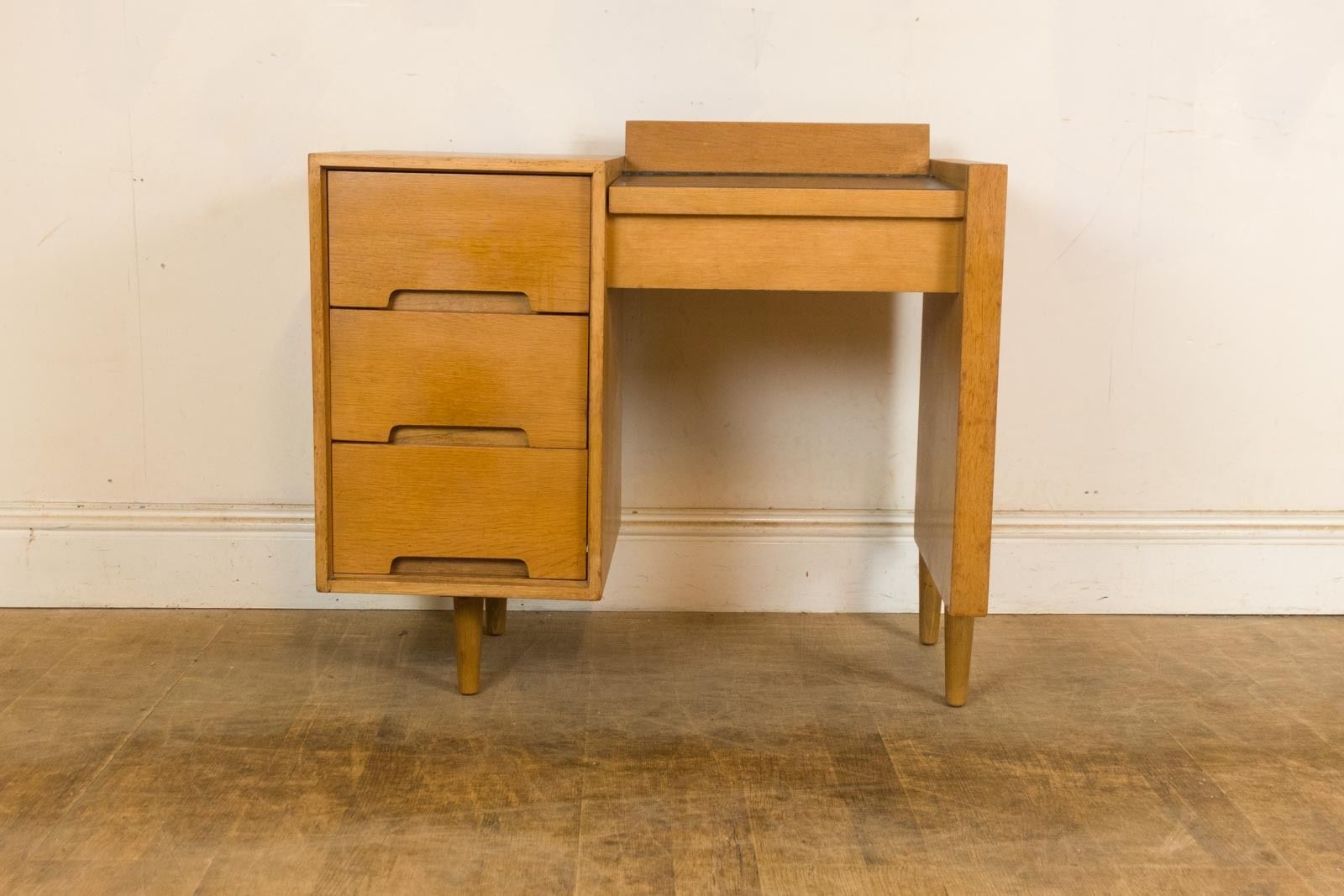 Vintage Retro 1950s C Range Small Stag Dressing Table Desk In Light Oak