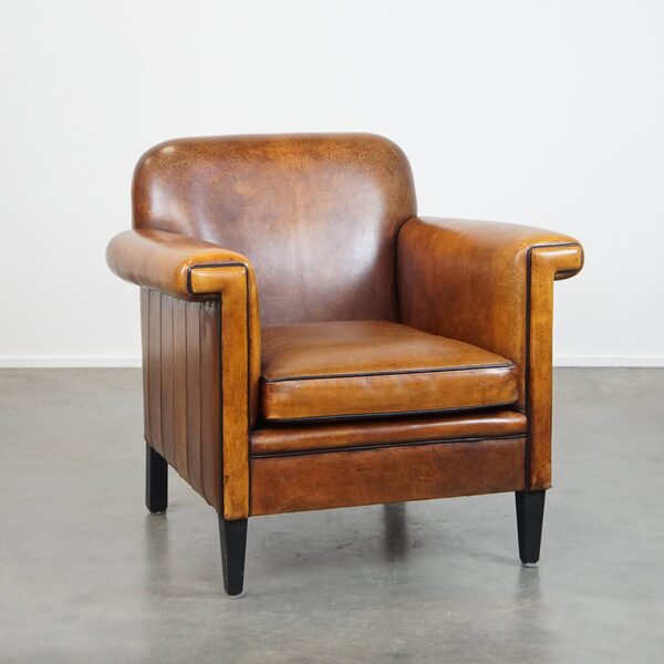 Sheepskin Art Deco Design Armchair In Good Condition With Nice Details And Sleek Finish With Black Piping