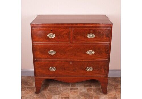 19th Century Compact Mahogany Chest Of Drawers