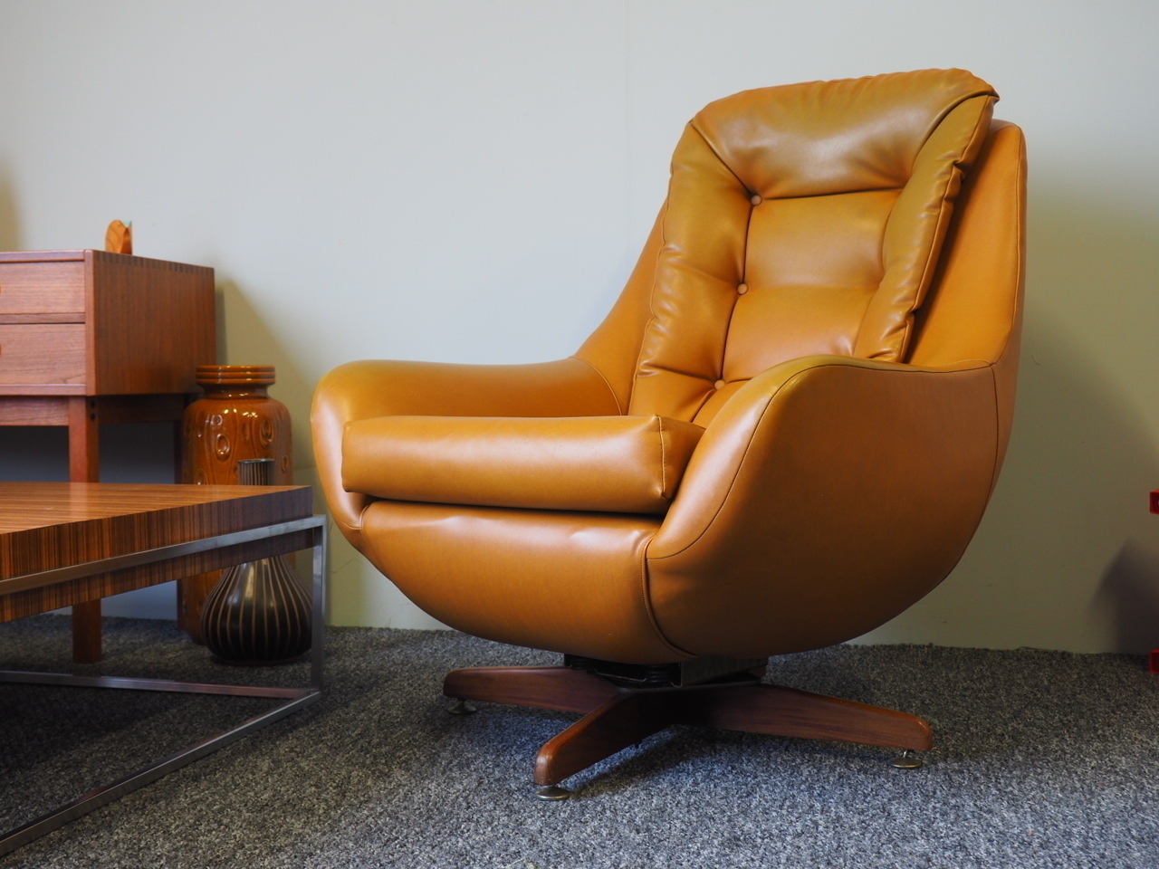 Mid Century Tan Mustard Yellow Vinyl Egg Chair Armchair Swivel Mustard Yellow Vinyl Egg Chair Armchair