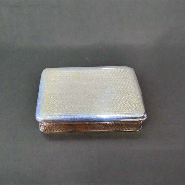 Georgian Silver Gilt Snuff Box Of Rectangular Form With Engine Turned Decoration Made In London 1812 By David Hockley