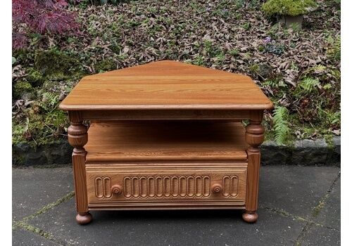 An Ercol Warwick Elm Special Light Corner Tv Cabinet / Media Stand / Unit