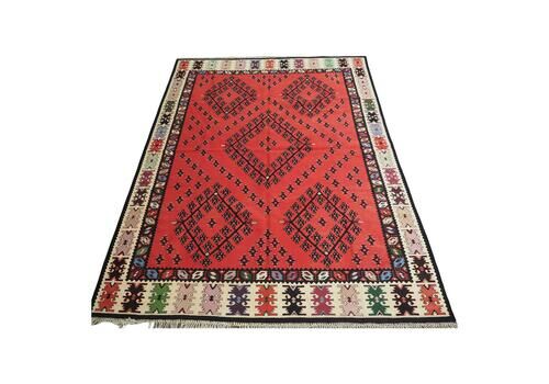 Antique Pirot / Sarkoy Kilim Of Traditional Design & Good Room Size, Circa 1920.