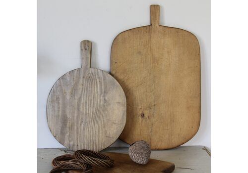Small Vintage Circular Chopping Board