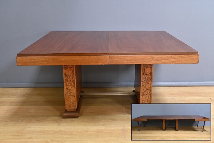 Art Deco Mahogany Extending Table For 6 To 18 Place Settings – 1920