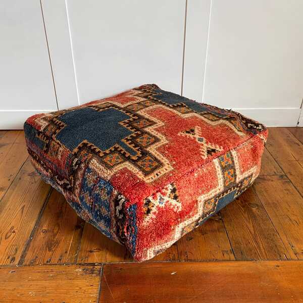 Vintage Moroccan Pouf Footstool Kilim Carpet Handwoven Wool 60x60x20cm Traditional Lounge Pouffe Cube Square Floor Cushion Red Pattern