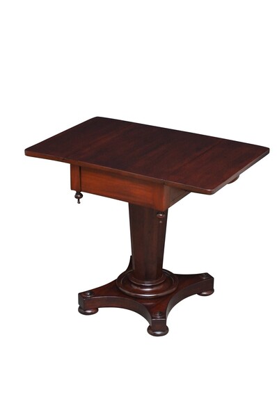 Vearly Victorian Mahogany Drop Leaf Table
