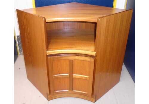 Nathan Internal Corner Mid Storage Unit (4114)   Free Delivery Within 50 Miles, Further Afield At Cost.
