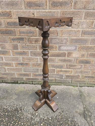 Beautiful Vintage Carved Display Plant Stand Side Table Lamp Table