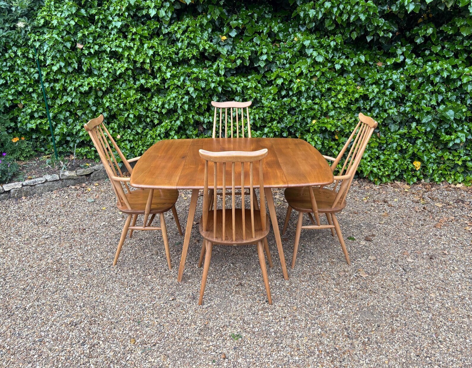 Vintage Ercol Model 492 Drop Leaf Dining Table Goldsmith Chairs