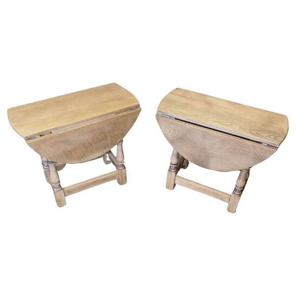 A Pair Of Oak Coffee Or Side Tables