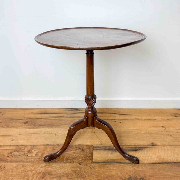 Georgian Mahogany Tripod Table With Single Piece Top