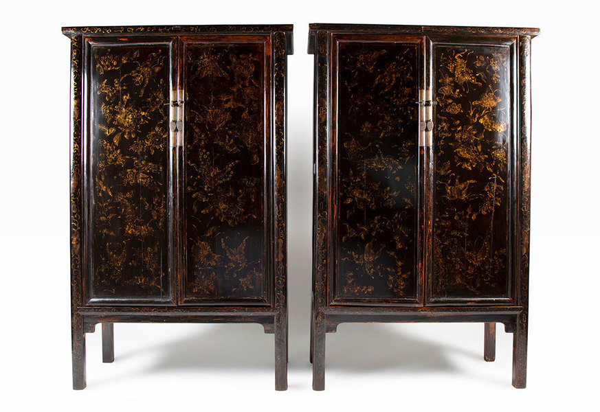 A Pair Of Gold Decorated Chinese Black Lacquer Cabinets Turn 18th Chinese Black Lacquer Cabinets