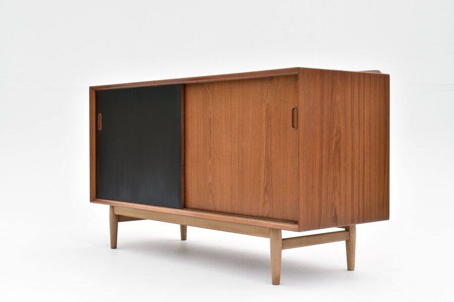 Arne Vodder Model Os11 Teak & Oak Sideboard For Sibast