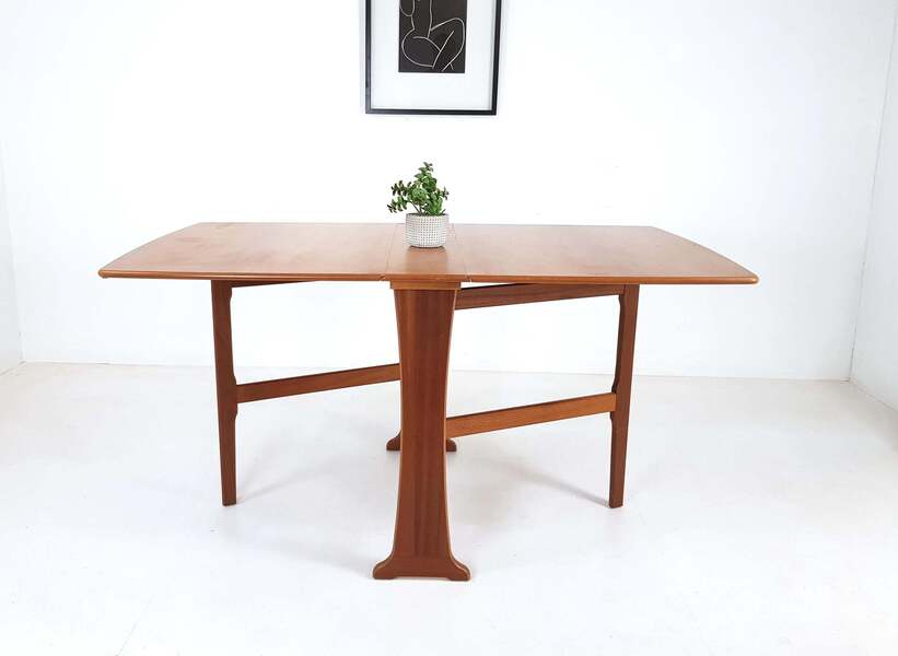 Gateleg Table